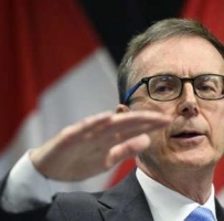 今天加拿大国家银行宣布将基准利率升到2.5%